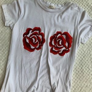 Roses tee shirt